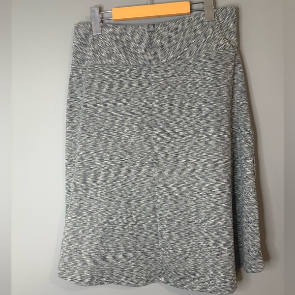 The North Face Women’s Medium Grey Athletic Ruched Skort Tennis Golf - Picture 4 of 8